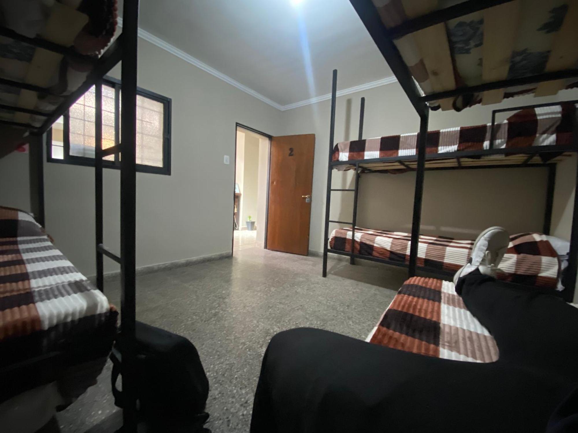 Urban Jungle Hostel ซันมิเกลเดตูกูมาน ภายนอก รูปภาพ